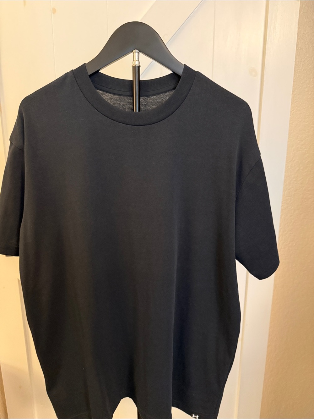 Under Armour Black Short Sleeve Crew Neck Tee
